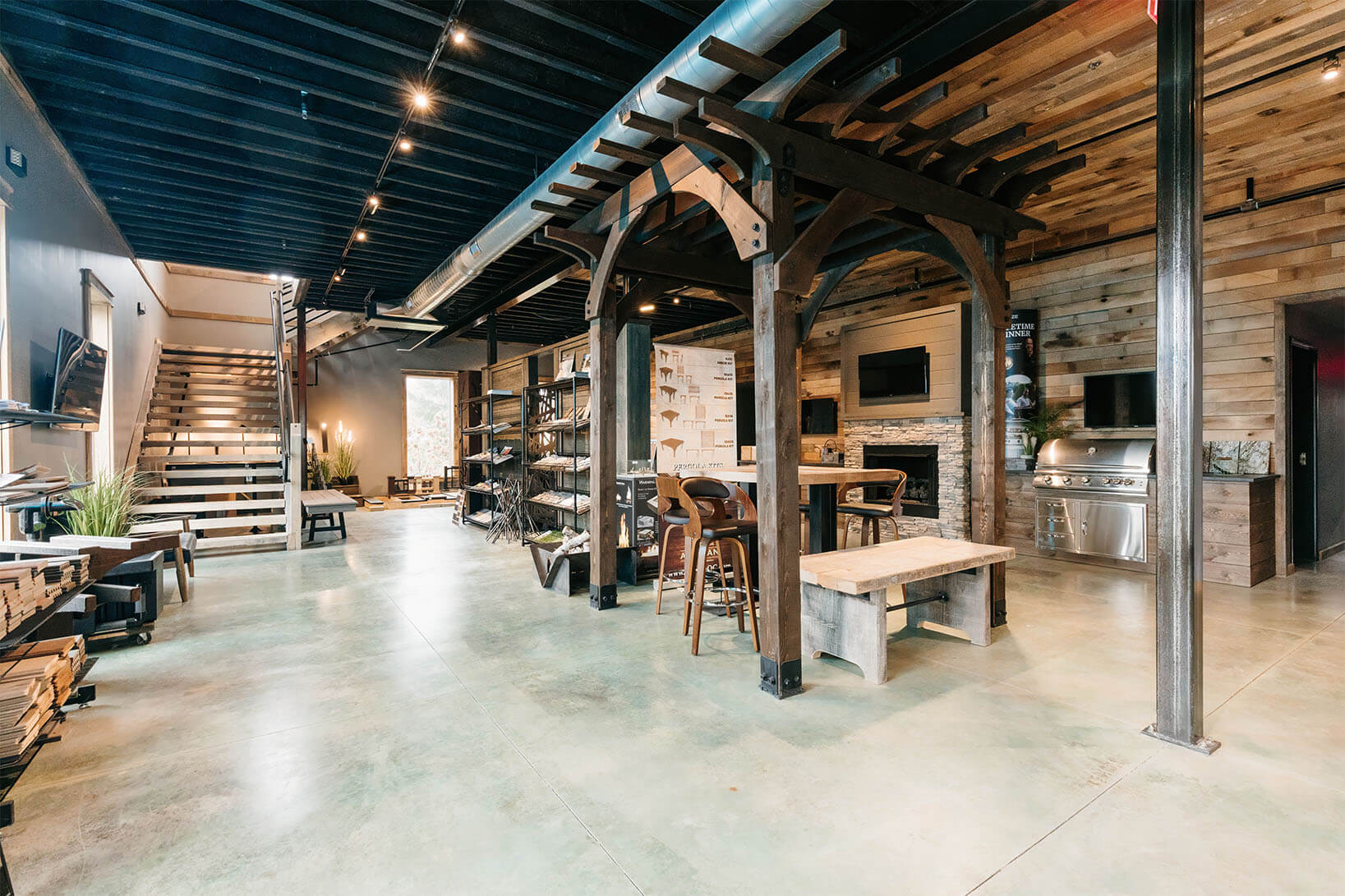 MB_Office-Showrooms_Image6 Large, Open Display Areas That Keep Customer Flow Simple