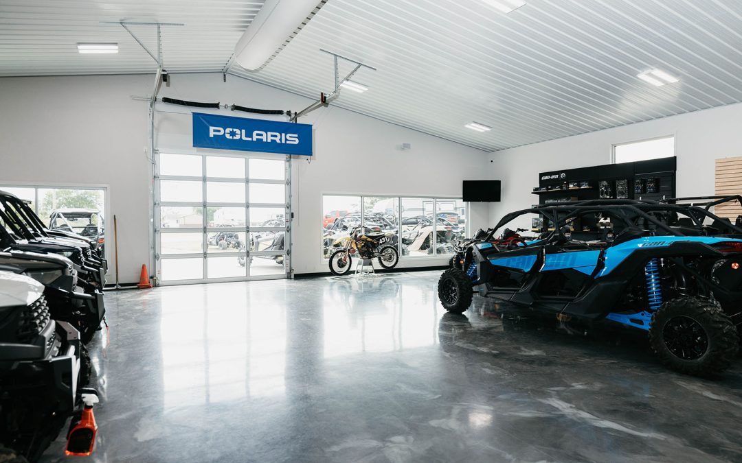 Glass Walls & Natural Light That Make Products Sparkle