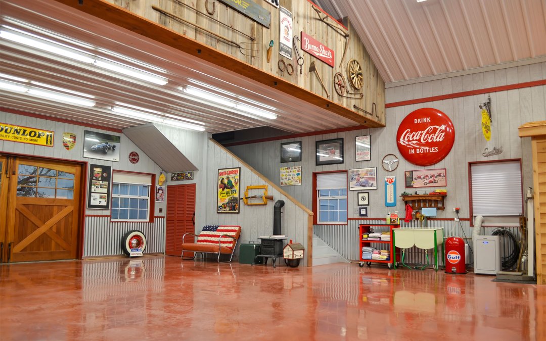 MB26002_LoftAndMezzanine post-frame workshop loft and mezzanine