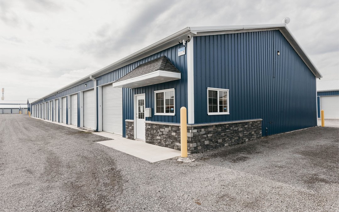 Commercial post-frame building