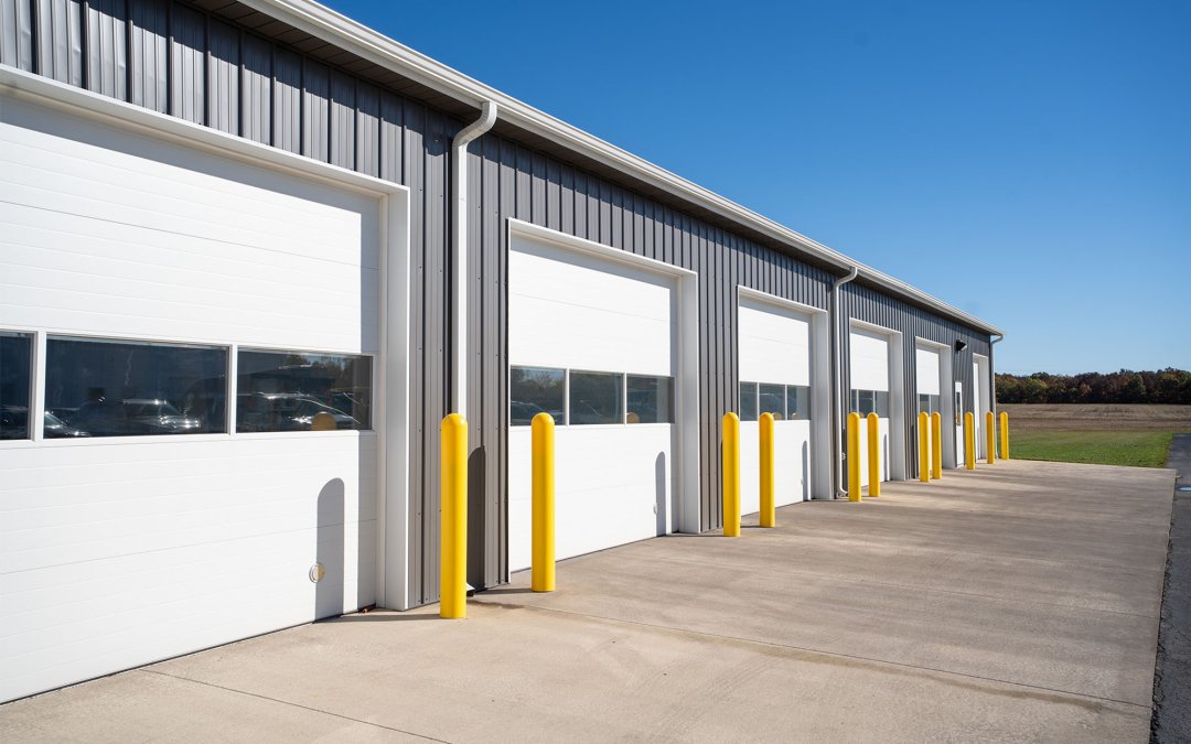 Commercial post-frame building