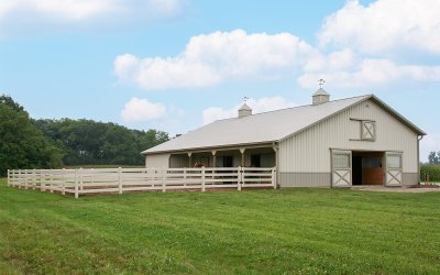 How Much Does It Cost to Build a Horse Barn?